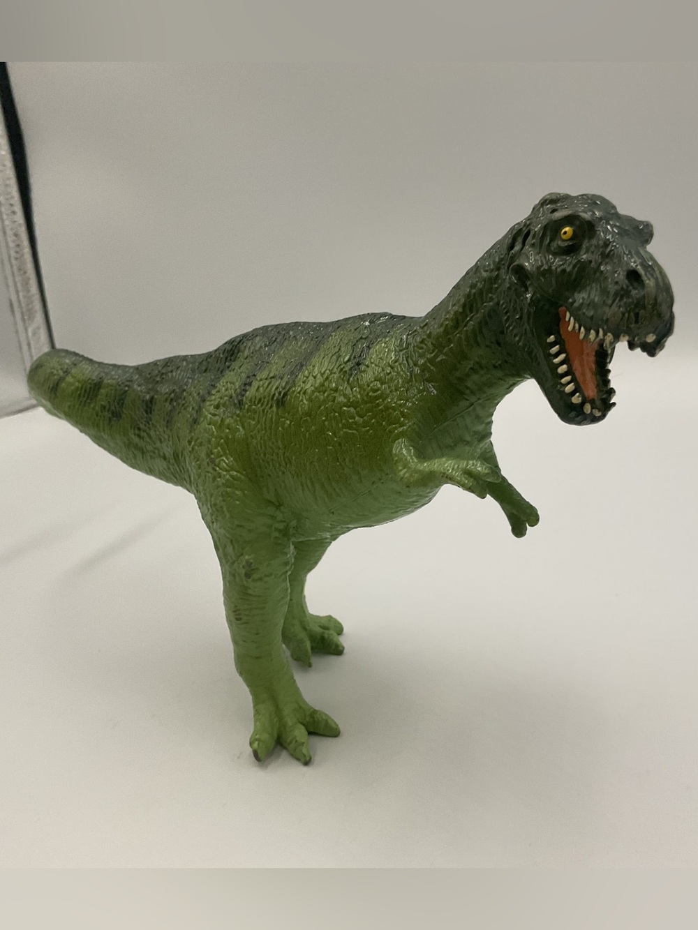 Vintage 1988 Safari LTD Carnegie Tyrannosaurus Rex Dinosaur Figure Hard Durable